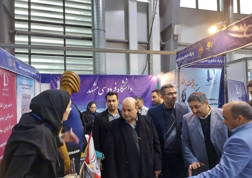 فست کوک در نمایشگاه هفته پژوهش و بازدید دبیرکل مجمع مجالس آسیایی، رئیس پارک علم و فناوری خراسان جنوبی و رئیس پارک علم و فناوری قم