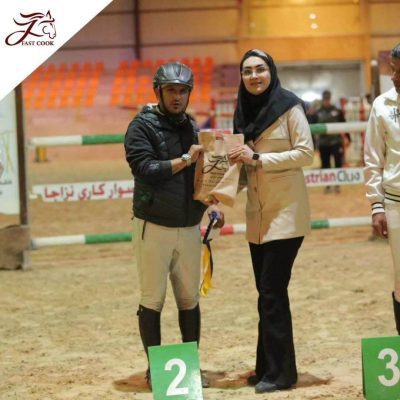 شرکت فرآوردانه فردوسی مشهد (فست‌کوک) اسپانسر سی‌و‌هشتمین رویداد پرش با اسب هیئت سوارکاری تهران