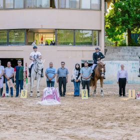 نخستین رویداد پرش با اسب هیات سواکاری خراسان رضوی به میزبانی مجموعه سوارکاری ارشاد، مورخ 11 خرداد ماه 1403، با شرکت 150 سوارکار - فست‌کوک